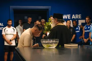 (Βίντεο/Φώτος) Πραγματοποιήθηκε ο αγιασμός για τον Απόλλωνα