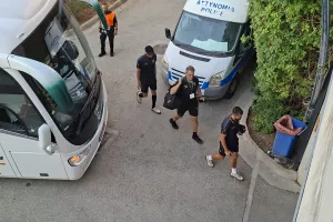 Φώτος kerkida από την άφιξη της Σεντ Τρούιντεν