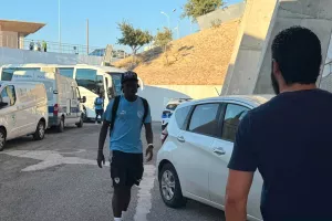 (ΦΩΤΟΣ kerkida) Η άφιξη της Πάφου 