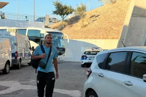 (ΦΩΤΟΣ kerkida) Η άφιξη της Πάφου 