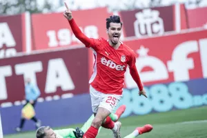 (ΝΕΟ) Κλείνει Yevgeniy Serdyuk