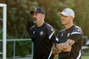 Οι επιλογές του Γαρπόζη με ΑΕΚ