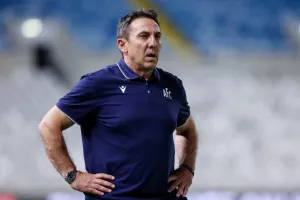 ΑΠΟΕΛ - Κηφισιά: Τέσσερα γκολ, μοιρασιά με φάσεις και ωραία γκολ