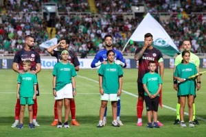 Στενή νίκη, αλλά πρόκριση και εξασφαλισμένη παρουσία σε League Phase (φώτος) 