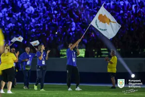 Εντυπωσιακή η παρουσία της Κυπριακής αποστολής στην Τελετή Έναρξης των Μεσογειακών Αγώνων (Φώτος)