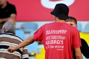 (Φώτος) Νέα Σαλαμίνα-Ο29Μ: Φιλική... ισοπαλία