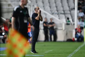 Απώλεια με το "καλημέρα" για την Ομόνοια, μπλόκο... από την Αραδίππου!