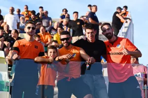 ΦΩΤΟΣ/Ο κόσμος ΑΕΚ και ΑΠΟΕΛ
