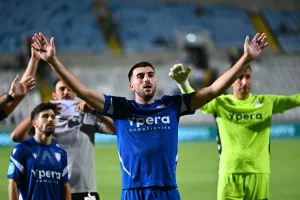 (ΒΙΝΤΕΟ kerkida) Πανηγύρισαν μαζί με τον κόσμο