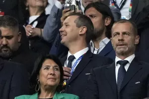 Σχέδιο Ινφαντίνο: Κορυφαίο στέλεχος αποχωρεί από τη FIFA