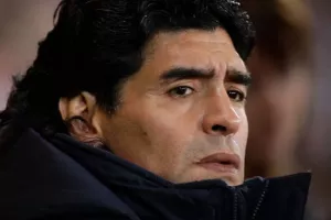 Συγκλονίζουν οι αποκαλύψεις στη δίκη για τον θάνατο του Ντιέγκο Μαραντόνα