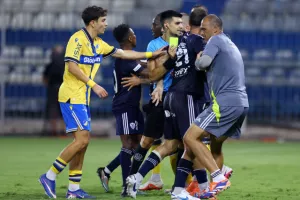 Ανόρθωση-ΑΠΟΕΛ: Φιλικό...ΔΙΠΛΟ με ένταση και νεύρα