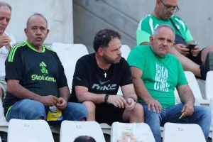 ΦΩΤΟΣ από τις κερκίδες στο ΓΣΠ