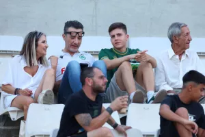 ΦΩΤΟΣ από τις κερκίδες στο ΓΣΠ