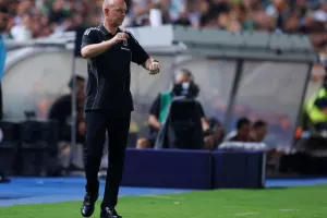 Ομόνοια - Σεντ Τρούιντεν: Με εντολή Ντιονί πάει Europa!