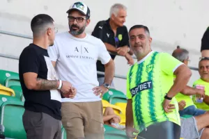 ΦΩΤΟΣ/Ο κόσμος ΑΕΚ και ΑΠΟΕΛ