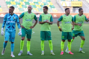 (Φώτος) ΑΕΚ - Καρμιώτισσα: Φιλική... "κιτρινοπράσινη" νίκη