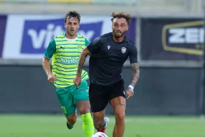 (LIVE) ΑΕΚ 2-0 Καρμιώτισσα