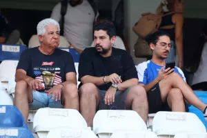 Ανόρθωση-ΑΠΟΕΛ: Φιλικό...ΔΙΠΛΟ με ένταση και νεύρα