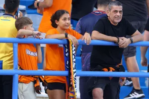 Ανόρθωση-ΑΠΟΕΛ: Φιλικό...ΔΙΠΛΟ με ένταση και νεύρα