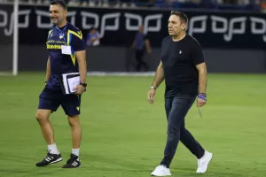 Ανόρθωση-ΑΠΟΕΛ: Φιλικό...ΔΙΠΛΟ με ένταση και νεύρα