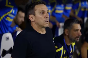 Ανόρθωση-ΑΠΟΕΛ: Φιλικό...ΔΙΠΛΟ με ένταση και νεύρα