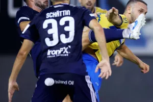Ανόρθωση-ΑΠΟΕΛ: Φιλικό...ΔΙΠΛΟ με ένταση και νεύρα
