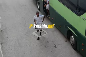Για... να τη διαγράψει!