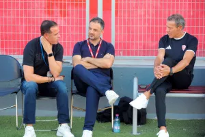 Η Νέα Σαλαμίνα έριξε...φιλική τριάρα στον Απόλλωνα (Φώτος Kerkida)