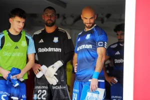Η Νέα Σαλαμίνα έριξε...φιλική τριάρα στον Απόλλωνα (Φώτος Kerkida)
