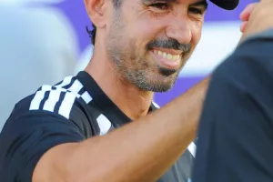 Η Νέα Σαλαμίνα έριξε...φιλική τριάρα στον Απόλλωνα (Φώτος Kerkida)