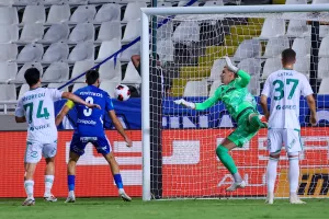 (LIVE) Ομόνοια 0-0 Ομόνοια Αραδίππου