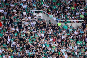 Στενή νίκη, αλλά πρόκριση και εξασφαλισμένη παρουσία σε League Phase (φώτος) 