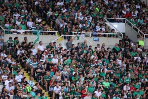 Στενή νίκη, αλλά πρόκριση και εξασφαλισμένη παρουσία σε League Phase (φώτος) 
