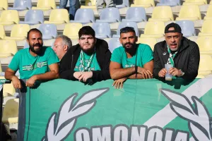 Οι Ομονοιάτες στο "Stayen Stadium" (Φώτος)