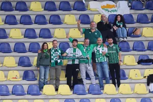 Οι Ομονοιάτες στο "Stayen Stadium" (Φώτος)