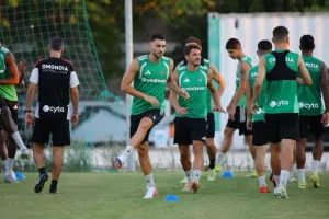 (Βίντεο/Φώτος kerkida) Η προπόνηση της Ομόνοιας