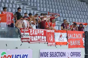 Καθόλου... εμπορικές!