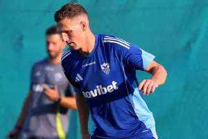 Yoëll van Nieff/Ένα χρόνο μετά!