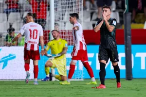 Ολυμπιακός-Νέα Σαλαμίνα: Έξι γκολ και... (Χ)ορταστική ισοπαλία (φώτος)