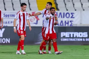 Ολυμπιακός-Νέα Σαλαμίνα: Έξι γκολ και... (Χ)ορταστική ισοπαλία (φώτος)