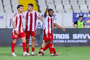 Ολυμπιακός-Νέα Σαλαμίνα: Έξι γκολ και... (Χ)ορταστική ισοπαλία (φώτος)