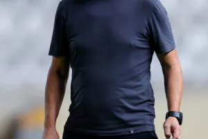 Ολυμπιακός-Νέα Σαλαμίνα: Έξι γκολ και... (Χ)ορταστική ισοπαλία (φώτος)