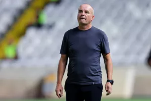 Ολυμπιακός-Νέα Σαλαμίνα: Έξι γκολ και... (Χ)ορταστική ισοπαλία (φώτος)