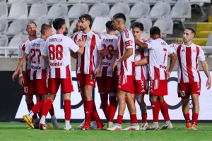 Ολυμπιακός-Νέα Σαλαμίνα: Έξι γκολ και... (Χ)ορταστική ισοπαλία (φώτος)