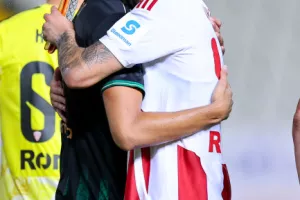 Ολυμπιακός-Νέα Σαλαμίνα: Έξι γκολ και... (Χ)ορταστική ισοπαλία (φώτος)