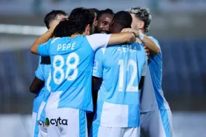 Καρμιώτισσα-Πάφος FC: Σοβαρή, ουσιαστική και... νικηφόρο ξεκίνημα (φώτος) 