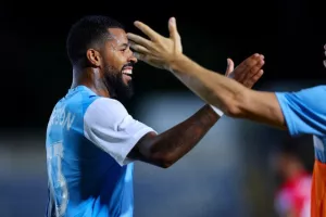 Καρμιώτισσα-Πάφος FC: Σοβαρή, ουσιαστική και... νικηφόρο ξεκίνημα (φώτος) 