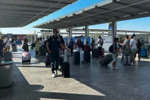 Απόλλων/ Αεροδρόμιο... η αποστολή (Φώτος kerkida)