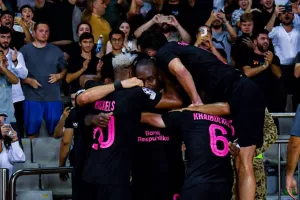 Στην League Phase του Champions League Νταμπράουσκας και Σίμιτς!